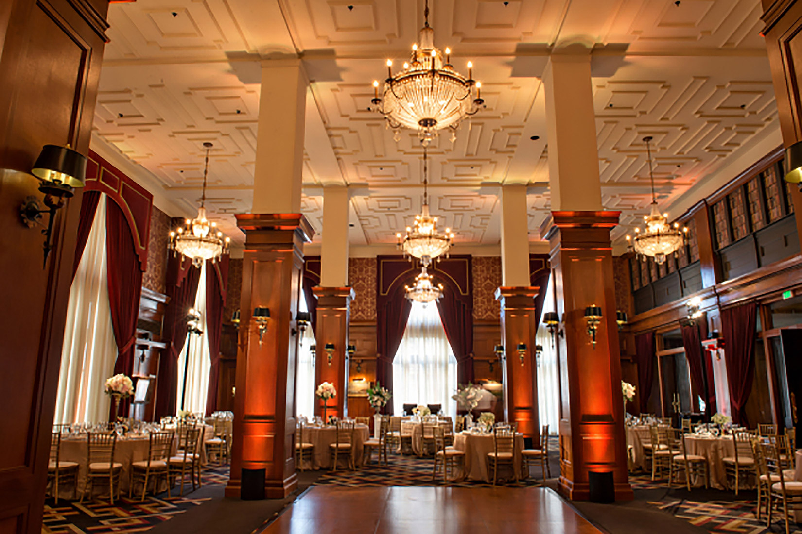  Los  Angeles  Athletic Club Wedding  Estates